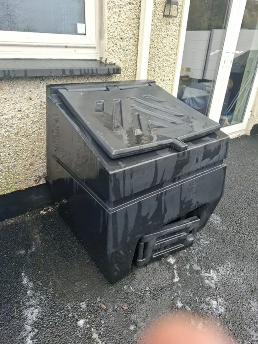 coal bunker. All cleaned up - Image 3