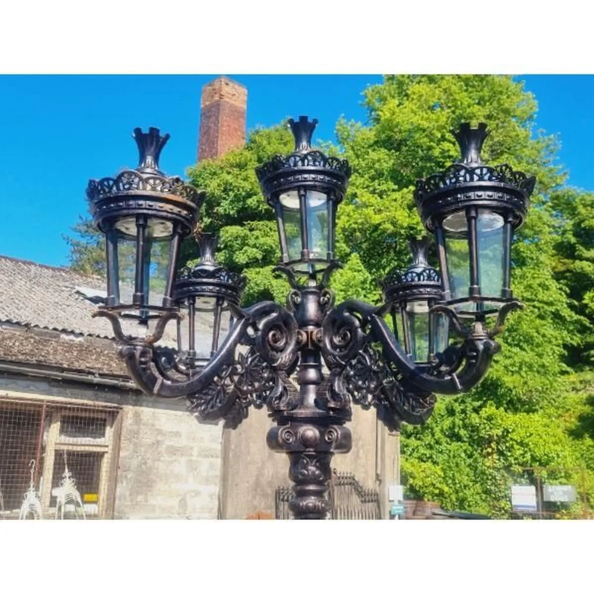 Cast Iron Street Lamp – D1075 - Image 4