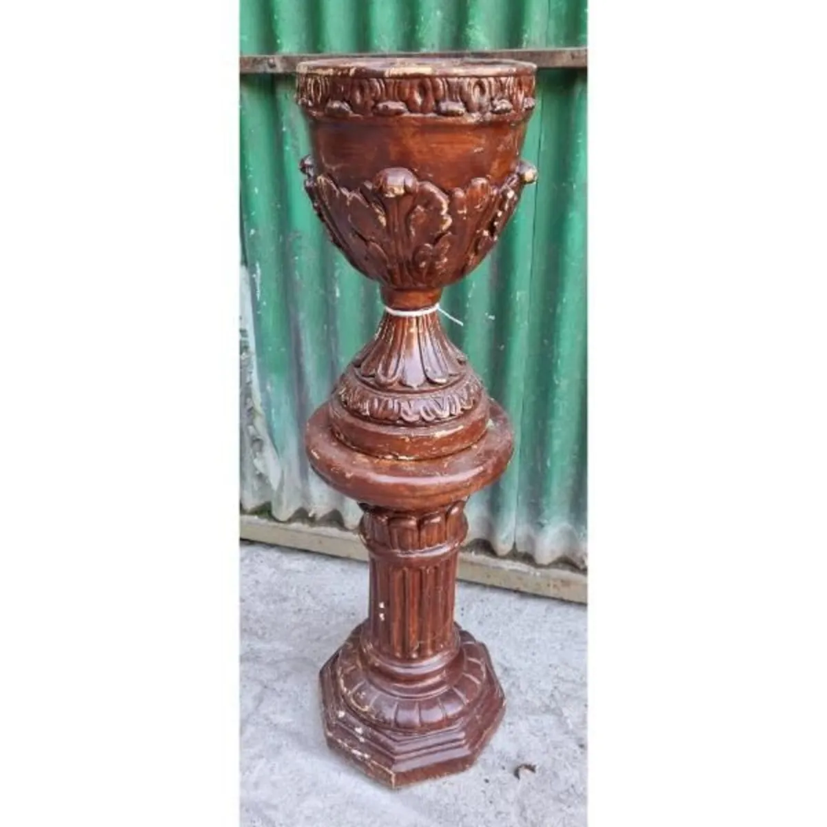 Concrete Planter on Plinth KAS724 - Image 1