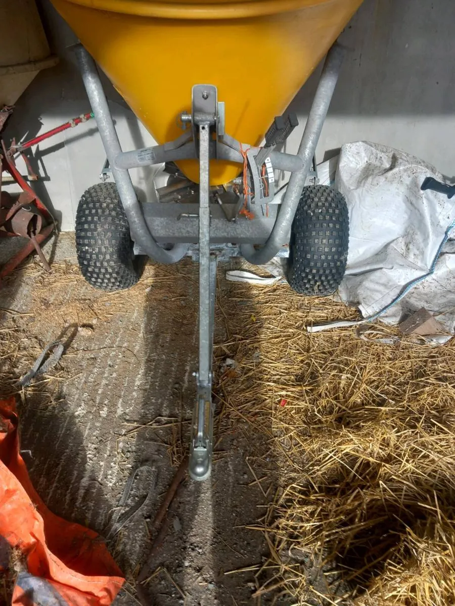Quad spreader - Image 1