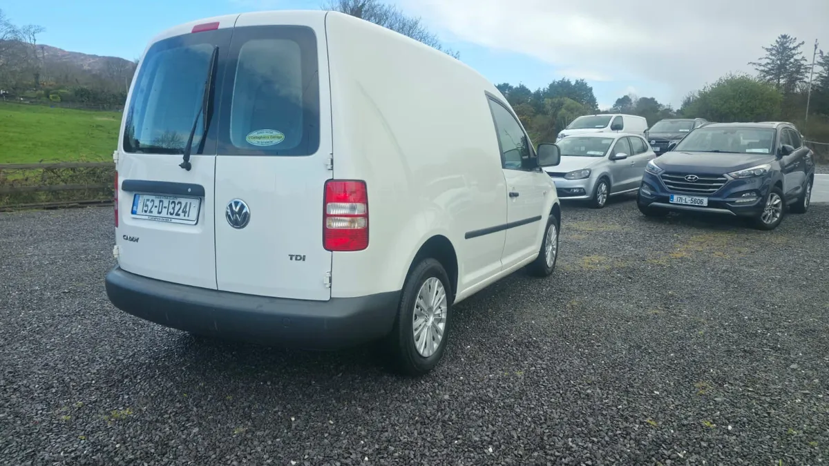 Volkswagen Caddy 2015 immaculate condition - Image 3