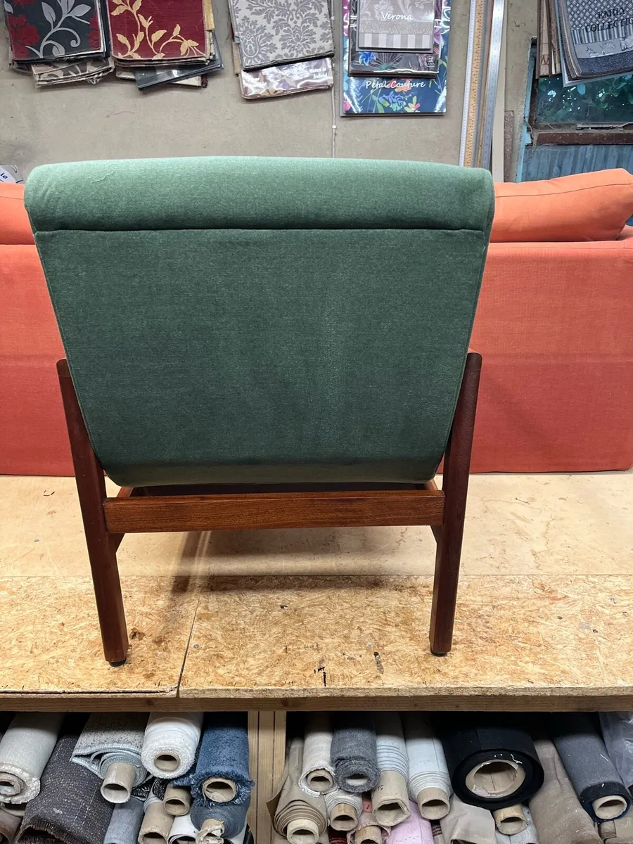 Mid century chairs - Image 3
