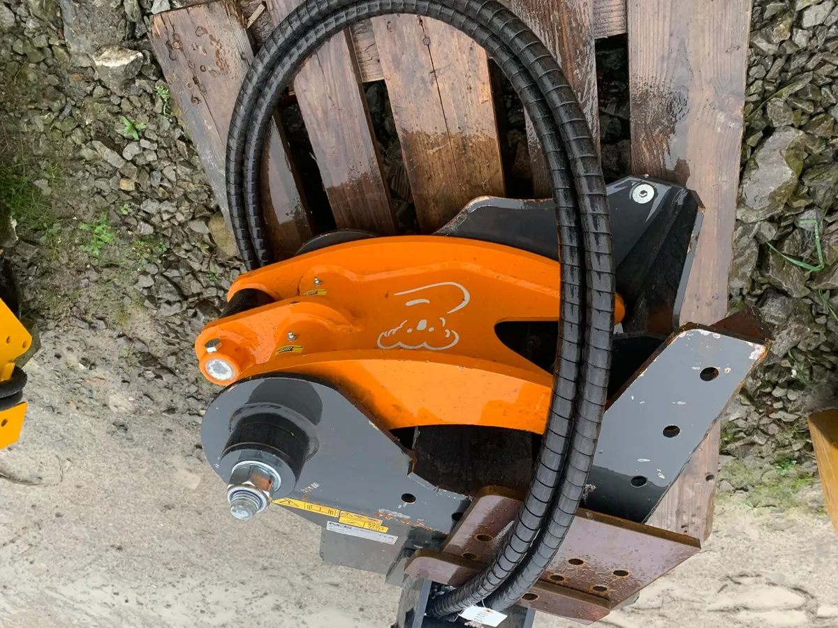 MDE KOALA TREE SHEAR, SHOPSOILED - Image 2