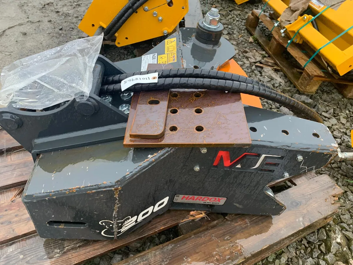 MDE KOALA TREE SHEAR, SHOPSOILED - Image 3