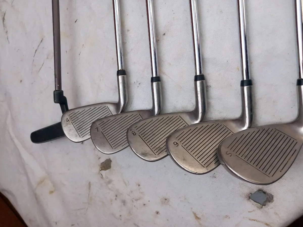 Ram golf irons and putter.  Right handed clubs - Image 4