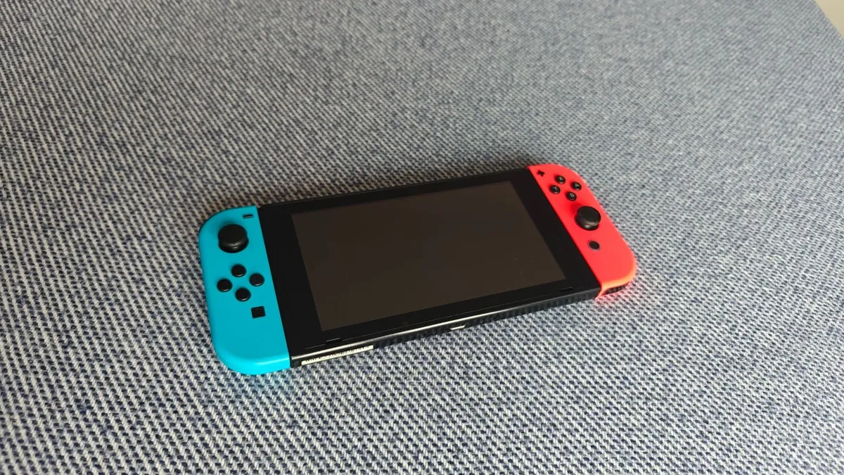 Nintendo Switch Console - Image 2