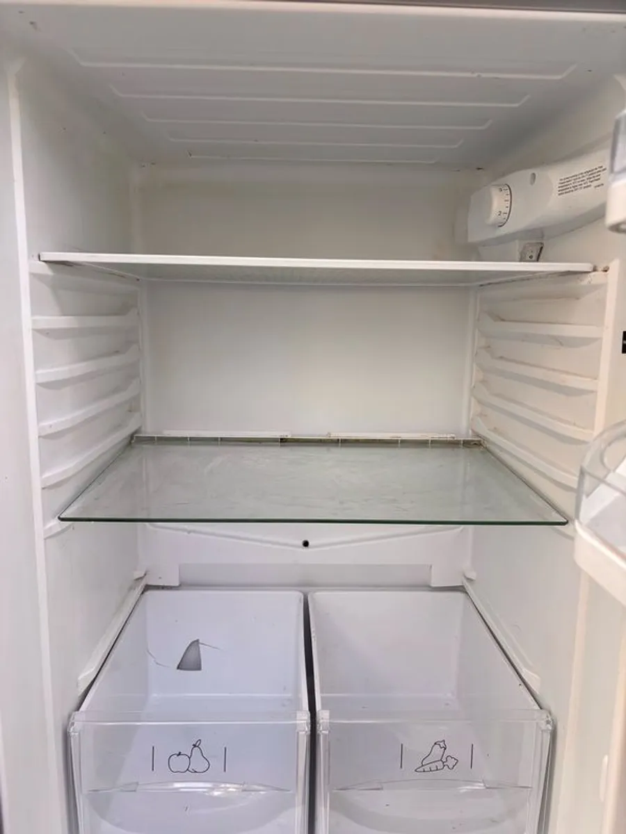 Hotpoint 50/50 Fridge Freezer - Silver - Image 4