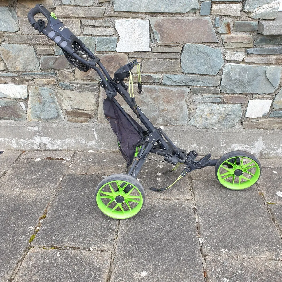 Druids 3 wheel push golf cart - Image 1