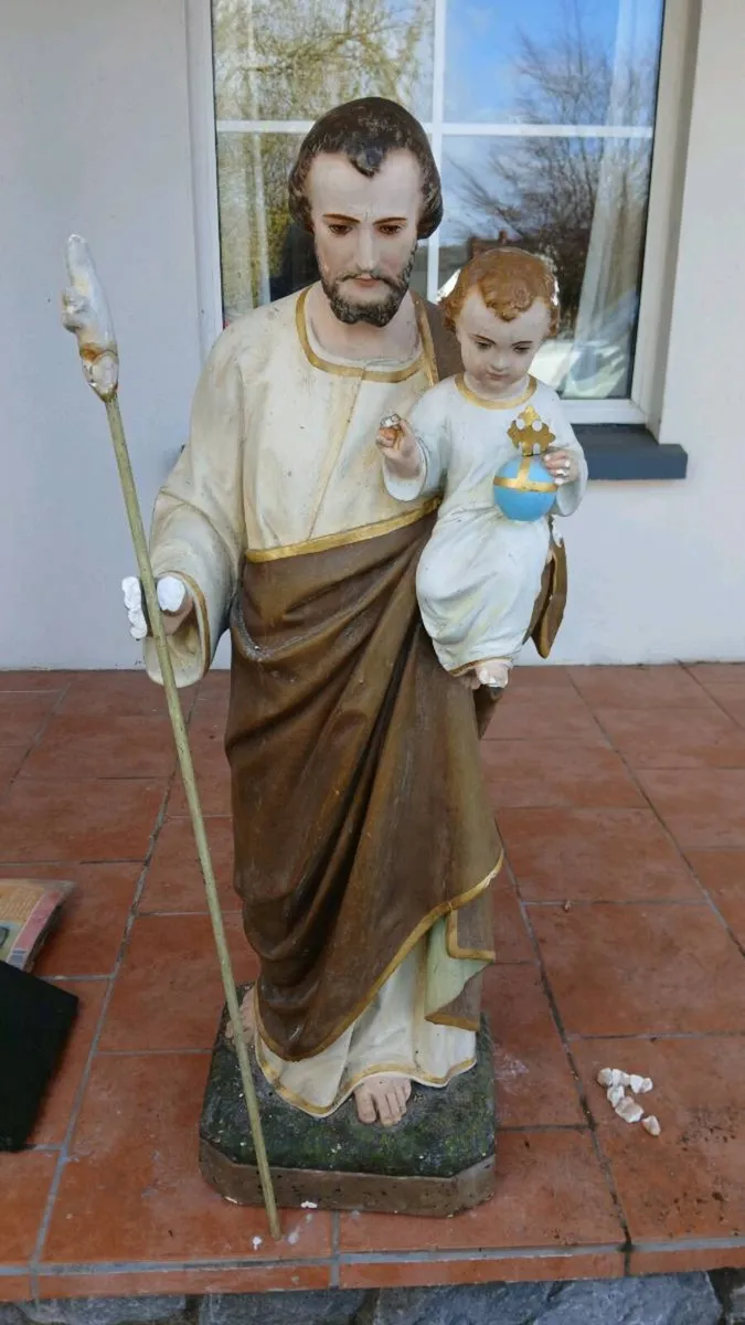 Holy Statue - Image 1