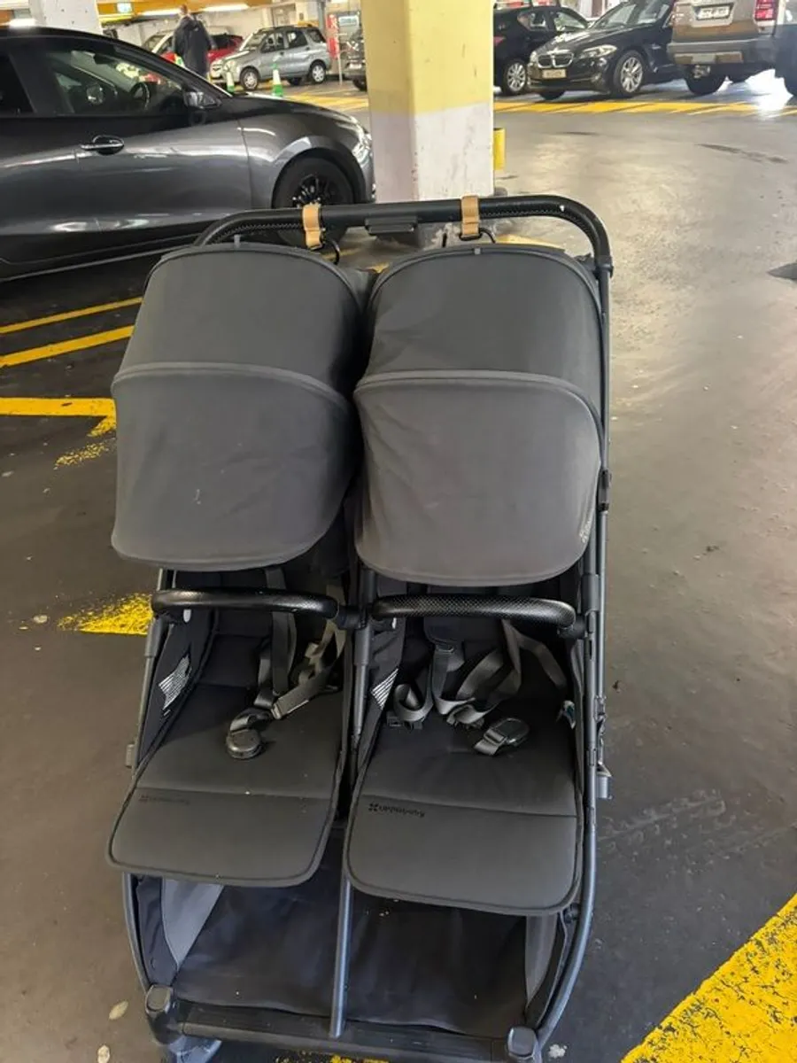 Uppa baby  twin pram - Image 1