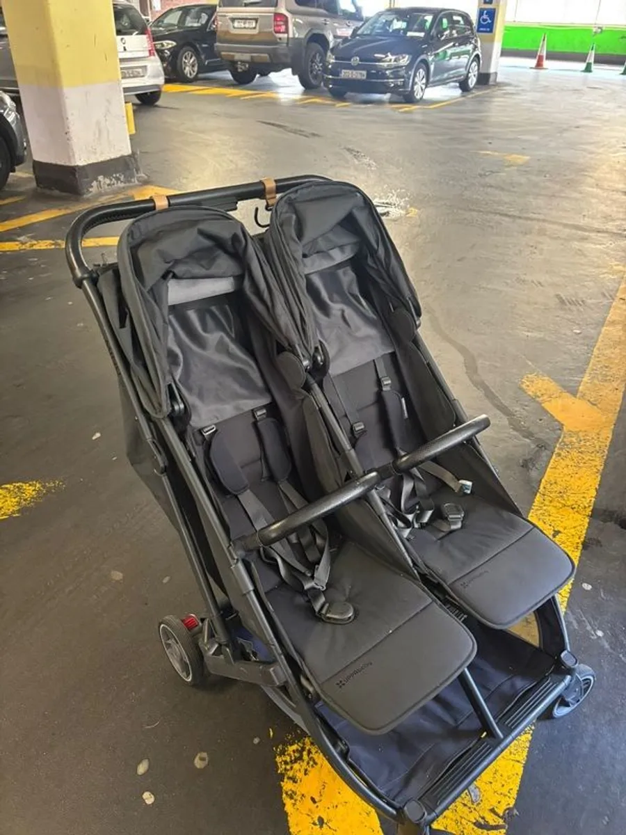 Uppa baby  twin pram - Image 2