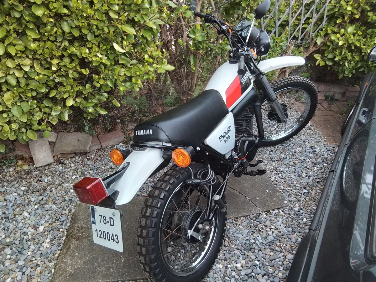 YAMAHA  DT125MX - Image 1