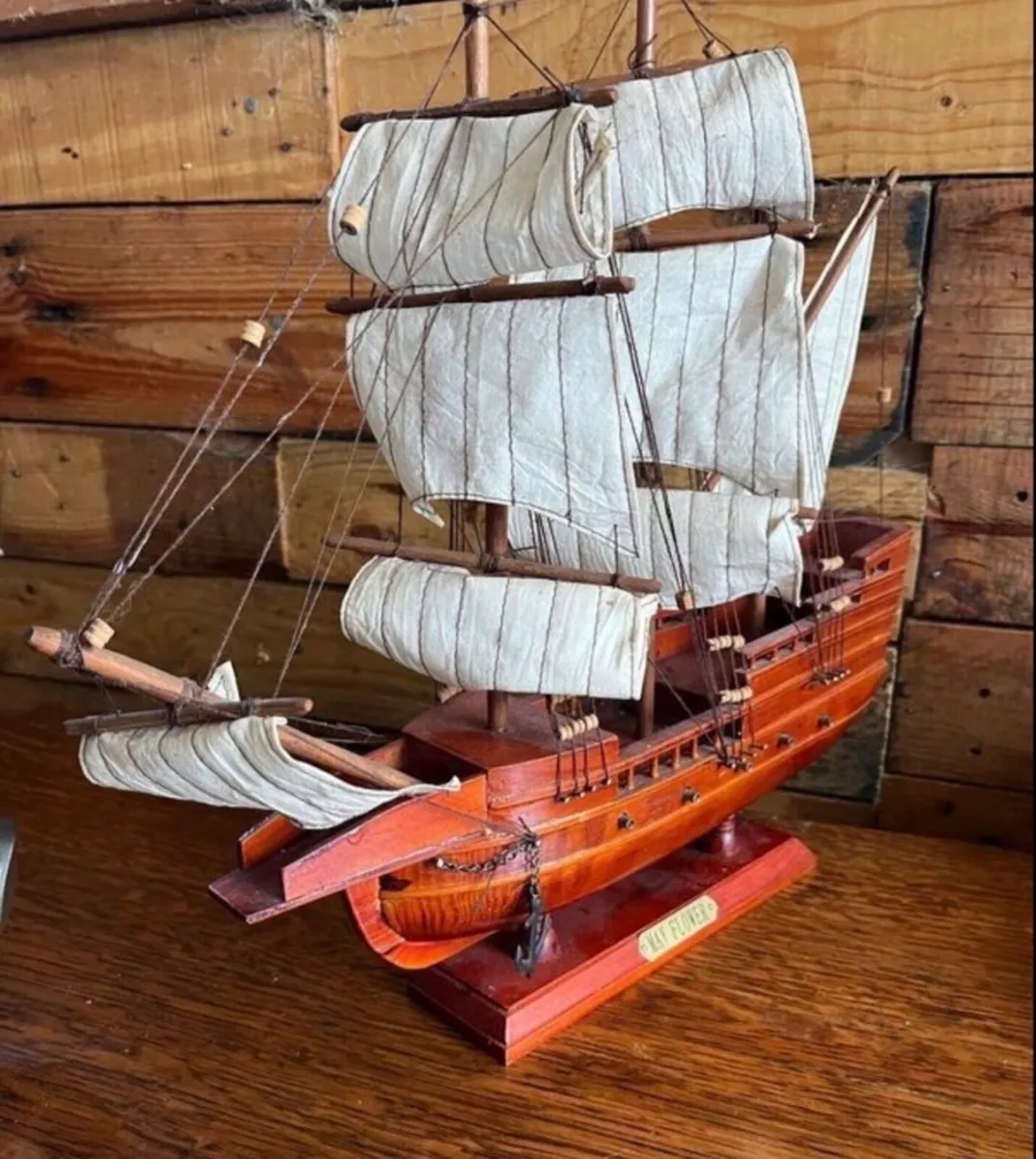 Vintage model ship - The Mayflower - Image 4