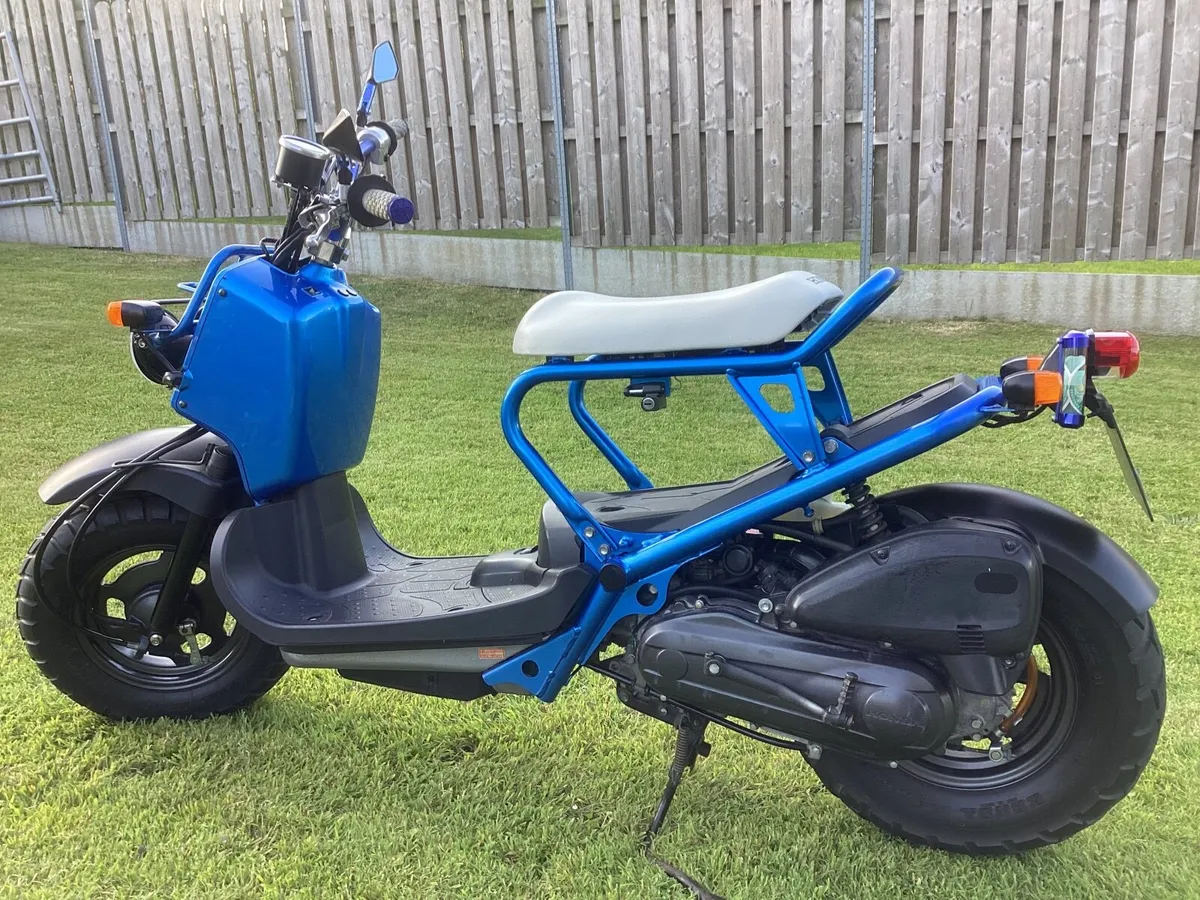 Scooter - Image 1