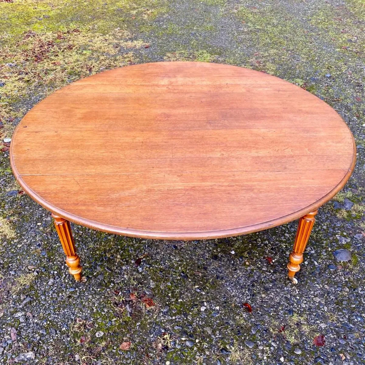 Kitchen Table - Image 3