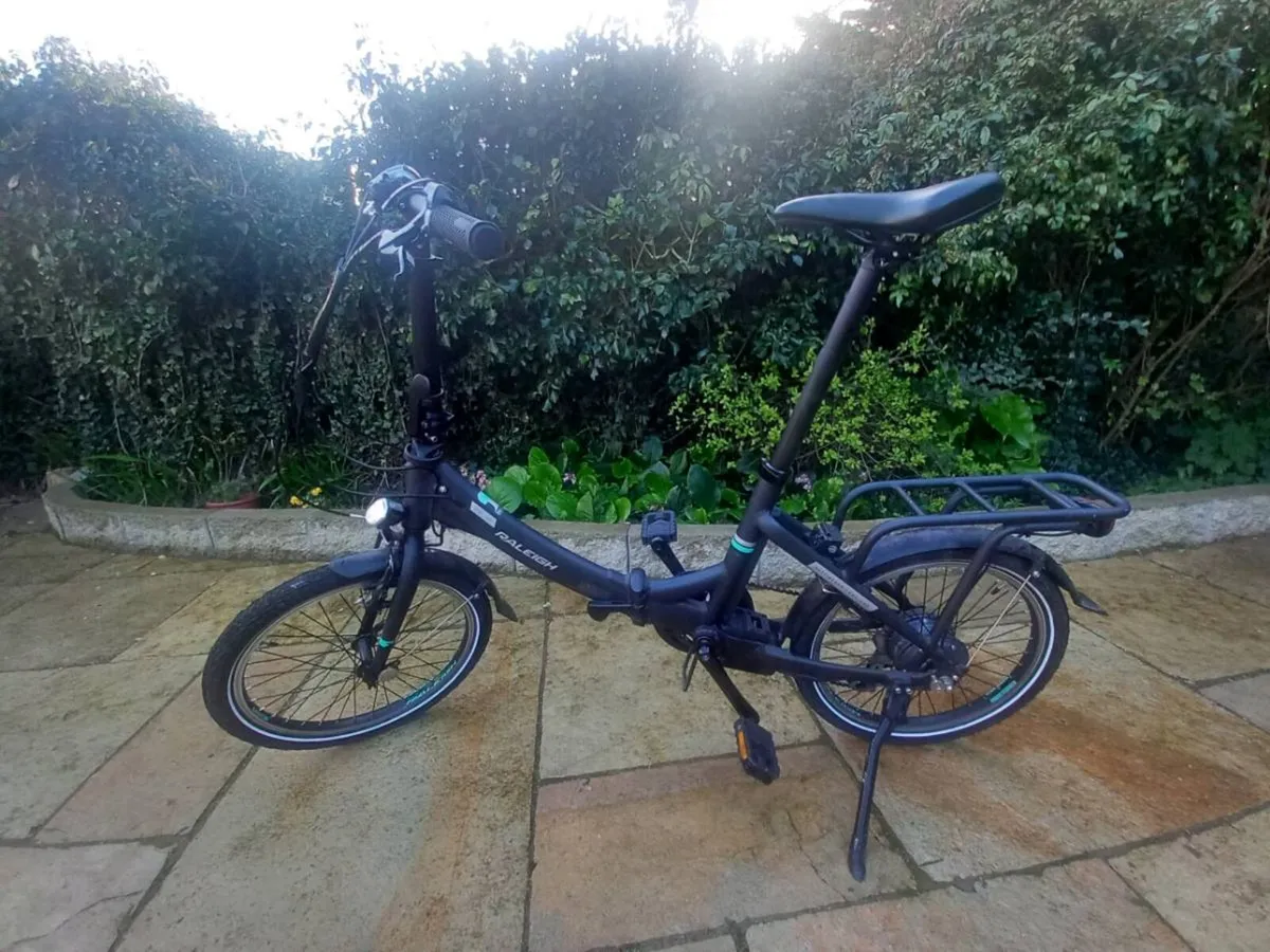 Folding electric bike - Image 1