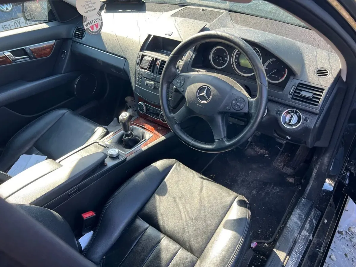 2011 Mercedes c200 diesel drive away - Image 3