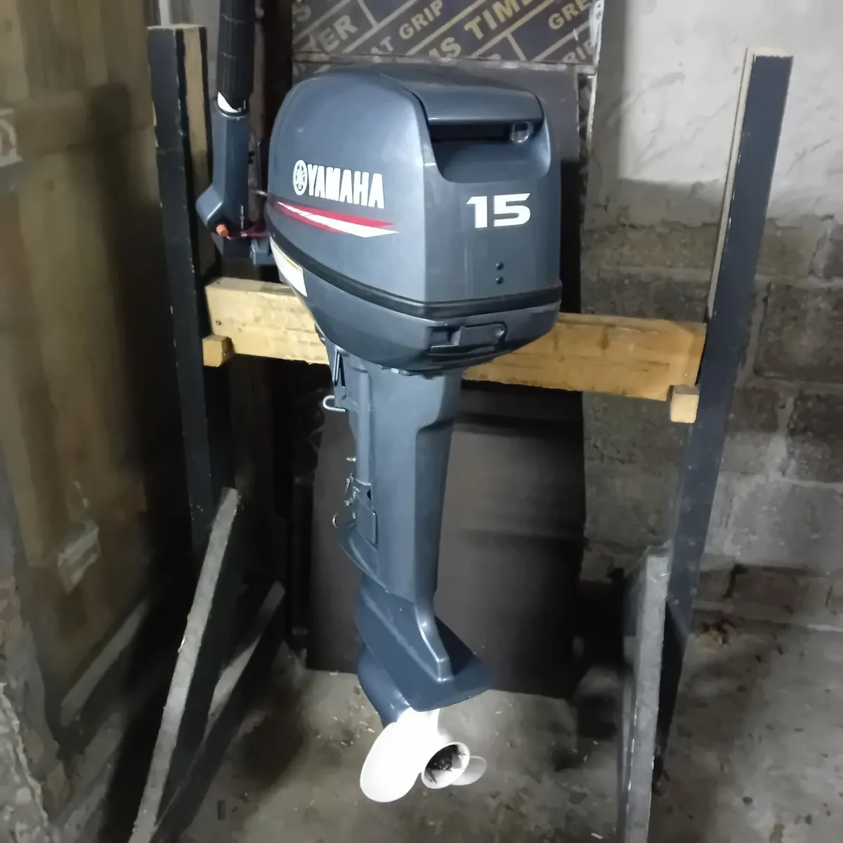 Yamaha 15hp two stroke short shaft - Image 2