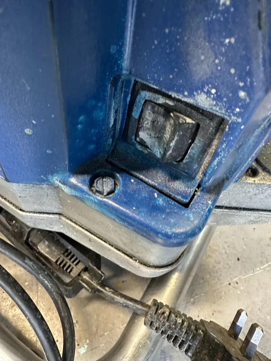 GRACO AIRLESS SPARYER - Image 2