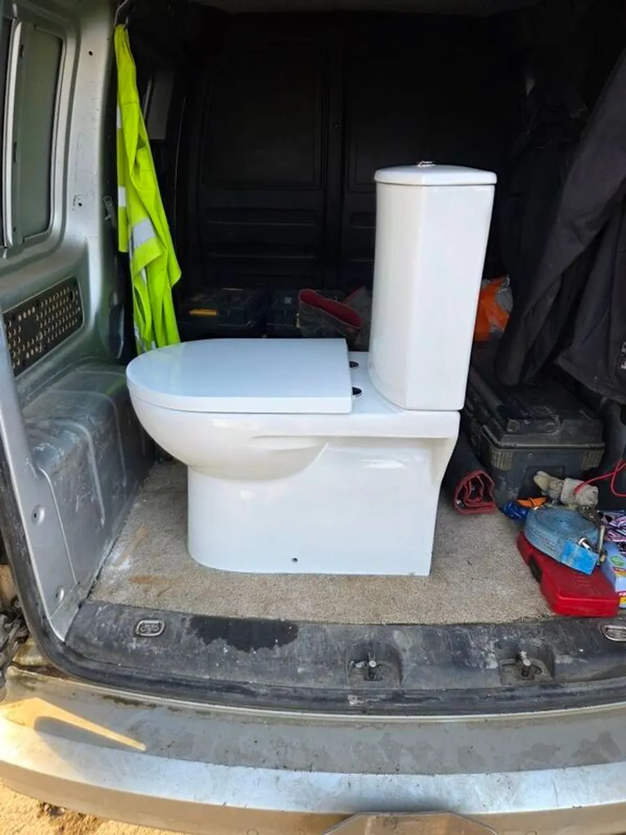 2x New Toilets - Image 1