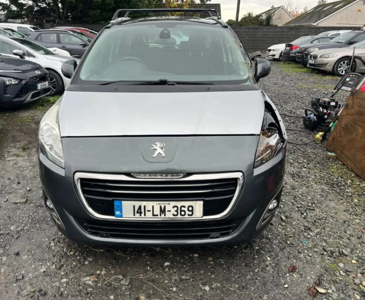 2014 Peugoet 5008 1.6 Diesel driving - Image 2