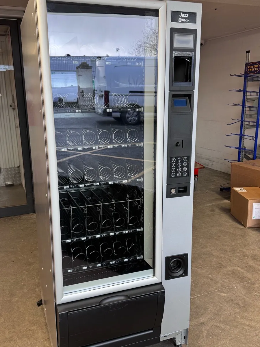 Necta Jazz vending machine - Image 1