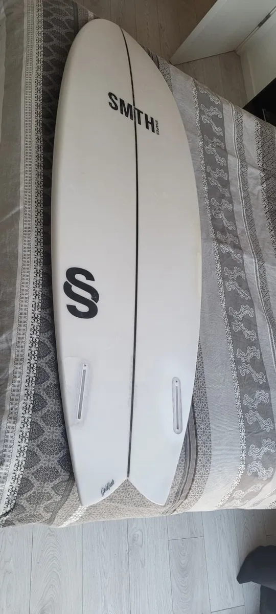 Surfboard perfect condition - 5'7 & 32.65L - Image 3