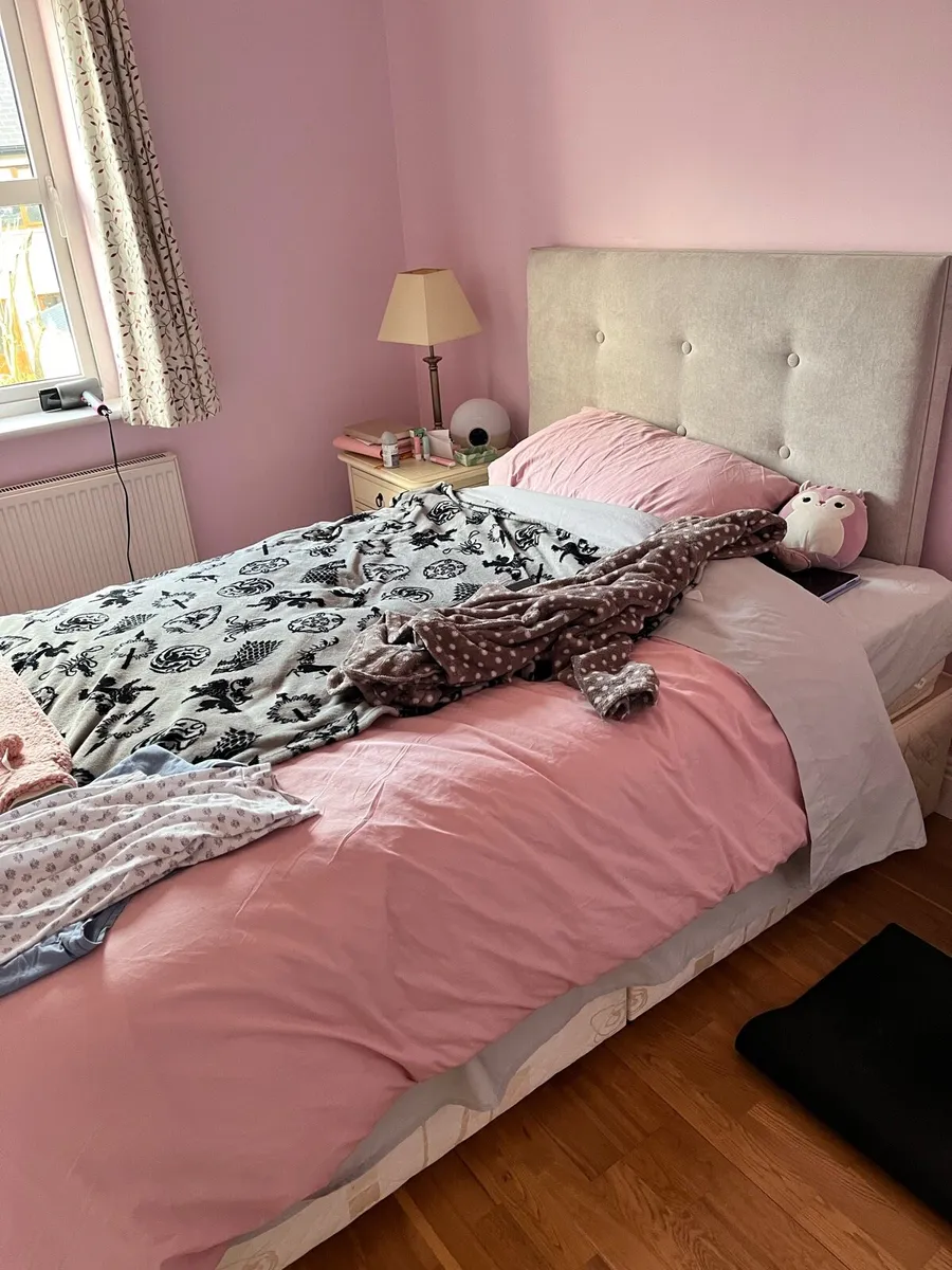 3/4 bed with mattress and headboard