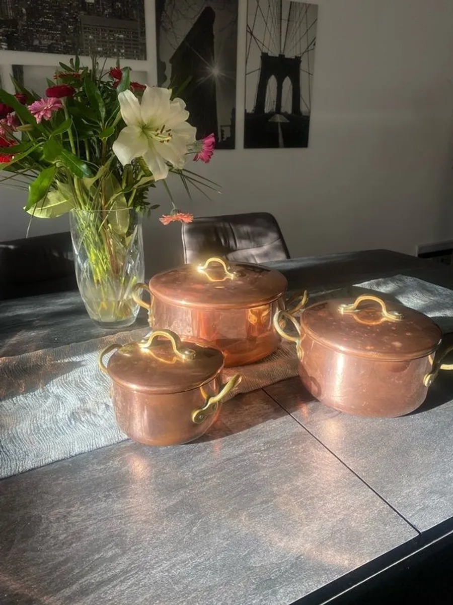 Castle Copper pots - Image 1