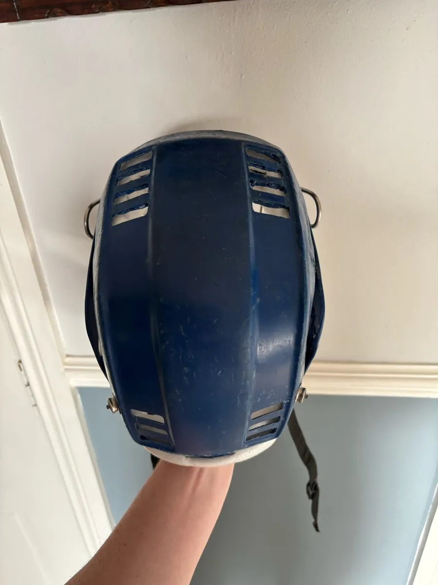 Blue oldstyle - Image 4