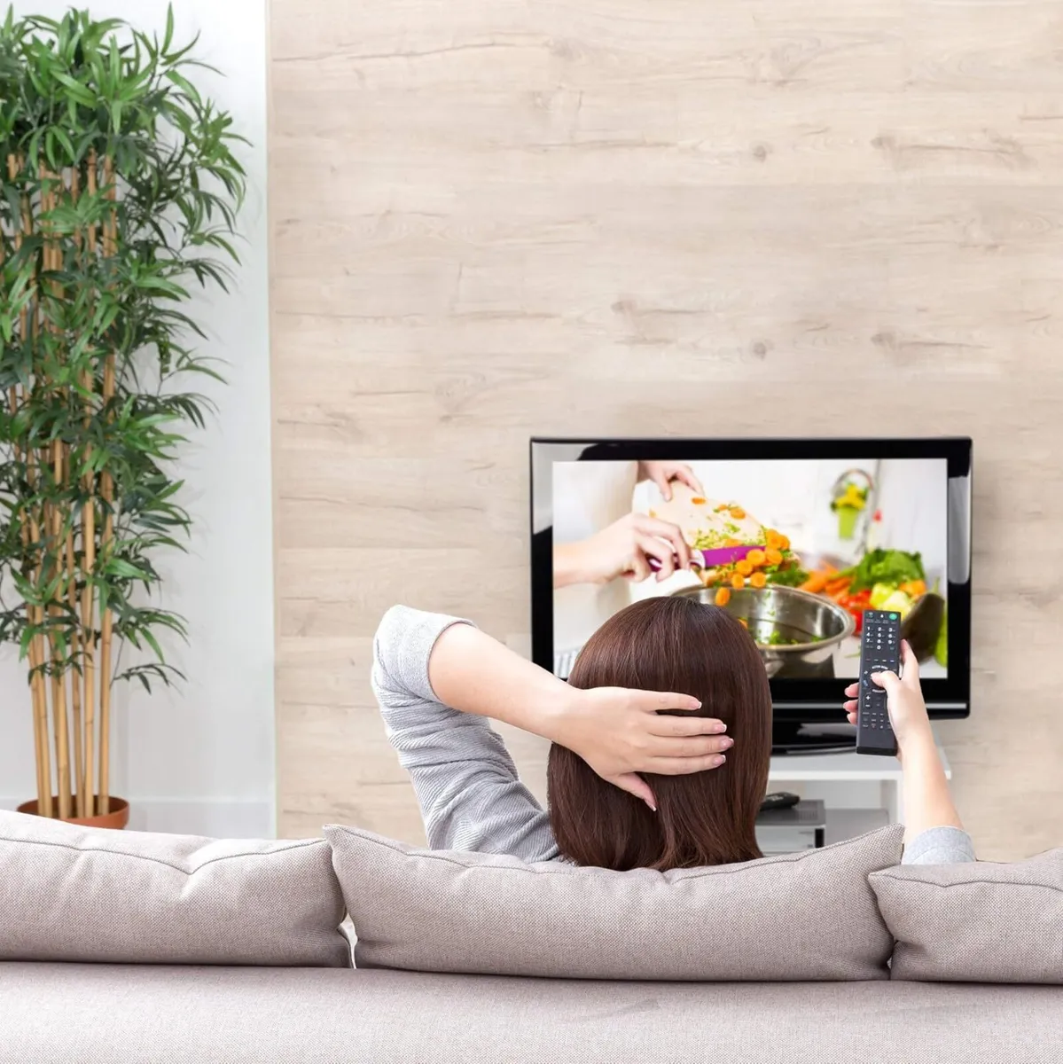 TV Stand on Castors 2 Compartments Console - Image 4