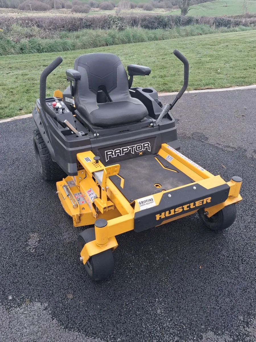 Zero Turn Lawnmower - Image 1