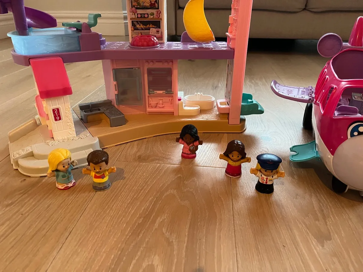 Barbie little people house and plane - Image 3