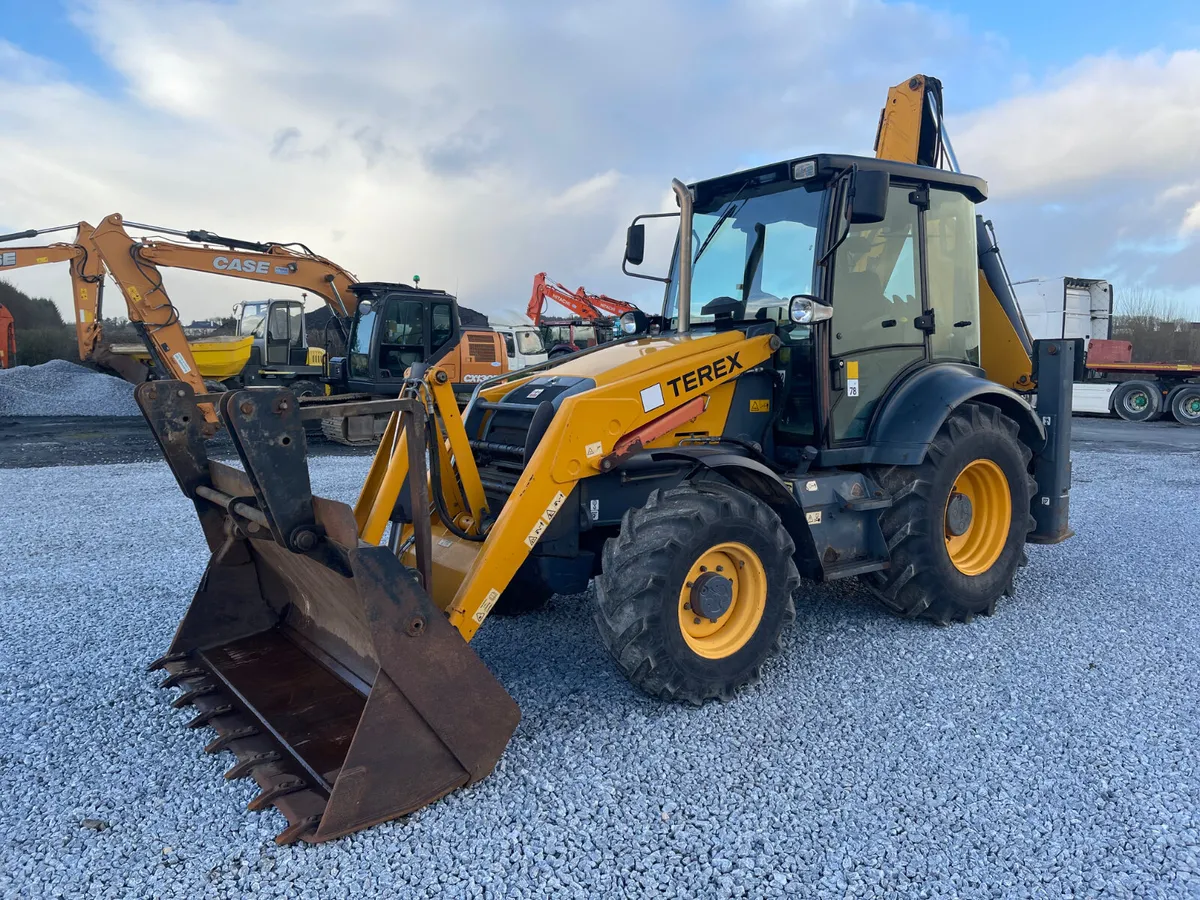 Terex 860 backhoe loader - Image 1