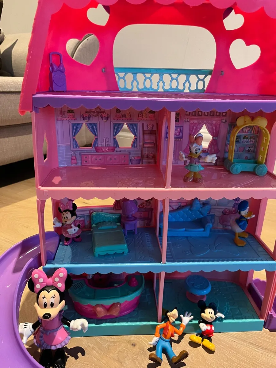 Minnie Mouse bow tel house, Mickey Mouse figures - Image 2