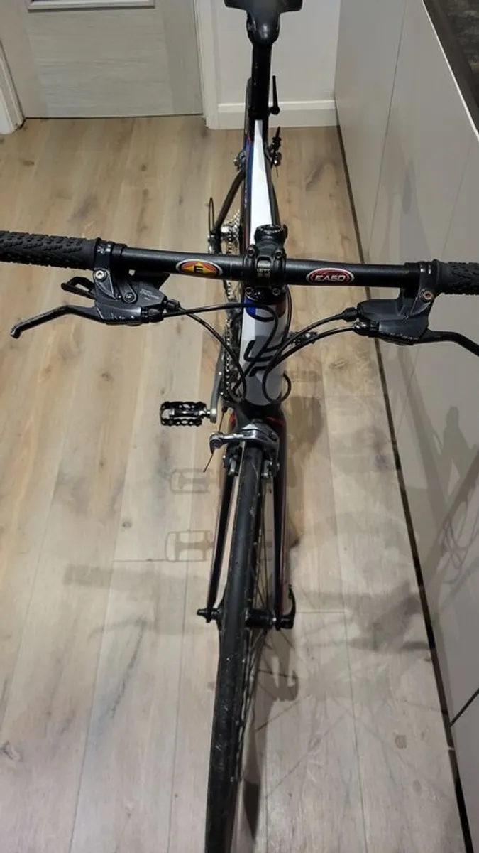 lapierre Xelius 400 Carbon bike - Image 2