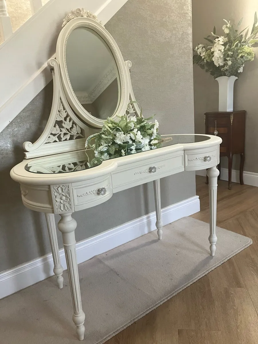 Dressing table - Image 3