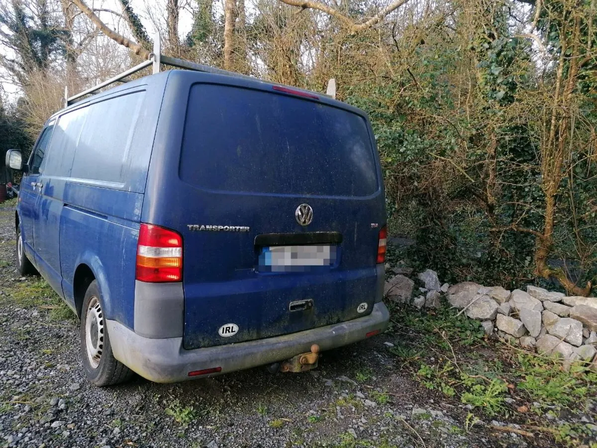 Volkswagen Transporter - Image 2