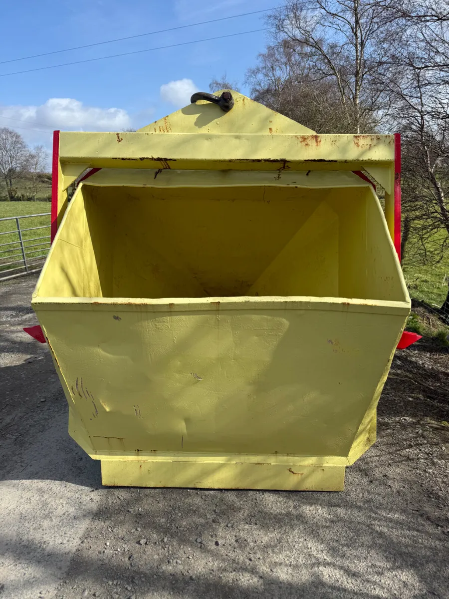 Concrete Skip - Image 4