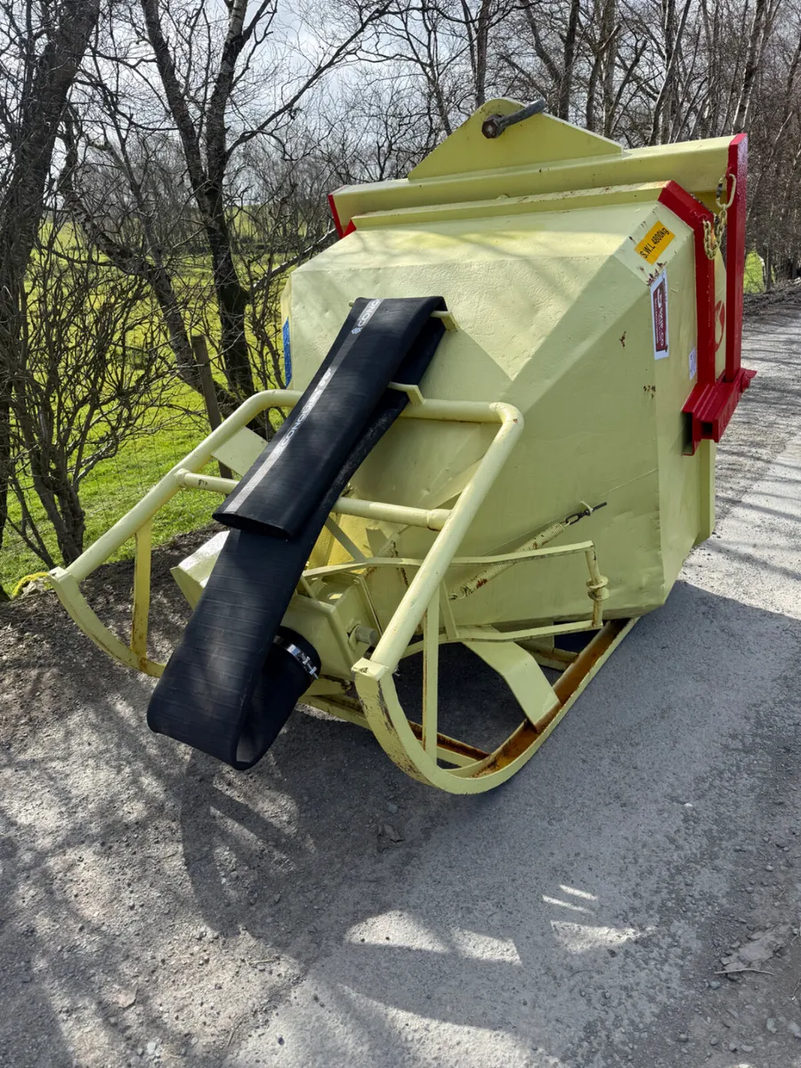 Concrete Skip - Image 1