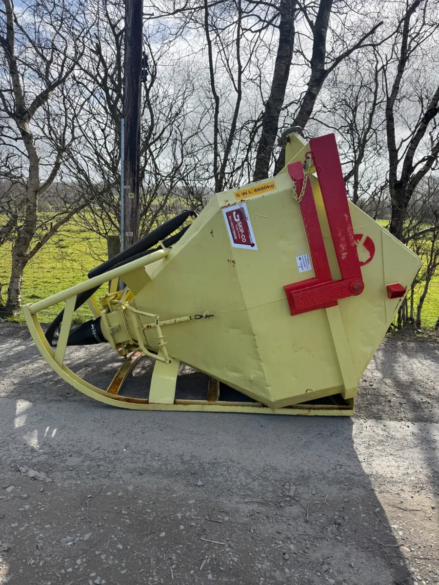 Concrete Skip - Image 3