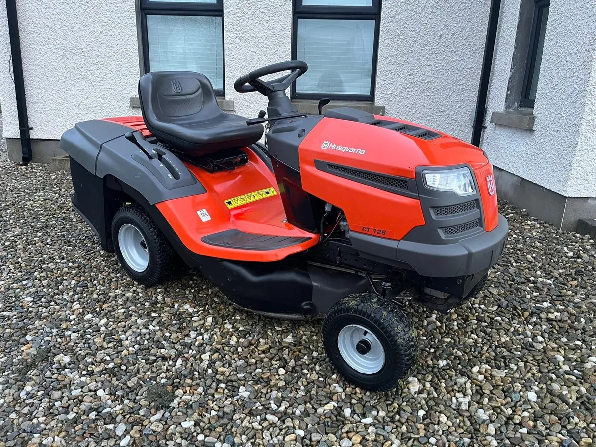 Husqvarna 15hp petrol ride on lawnmower - Image 3