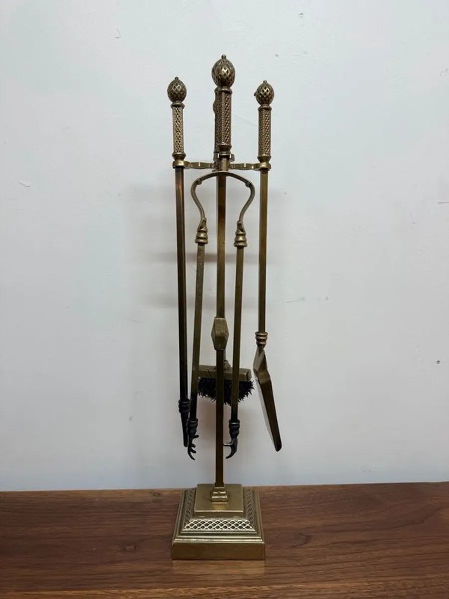 Early 20th Century Brass Fire Irons Set on Stand - Image 1