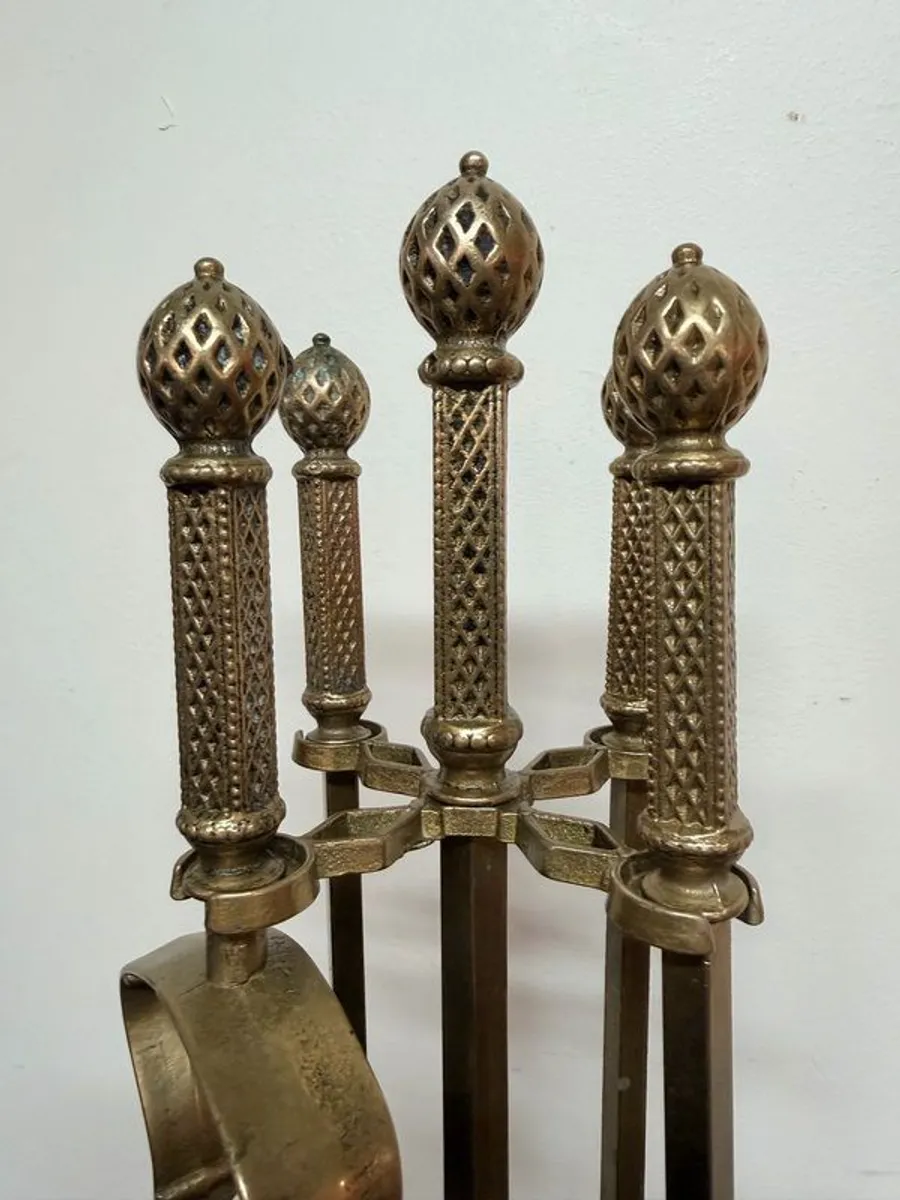 Early 20th Century Brass Fire Irons Set on Stand - Image 3