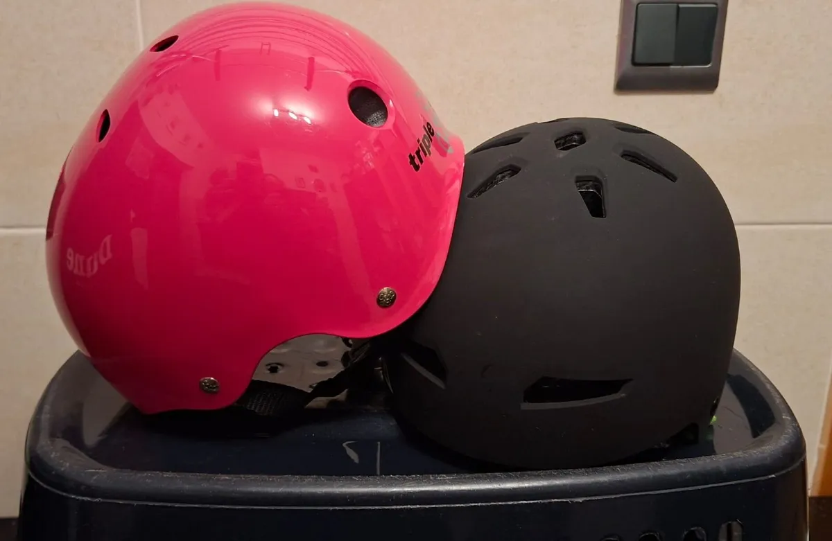 Skate Helmets - Image 1