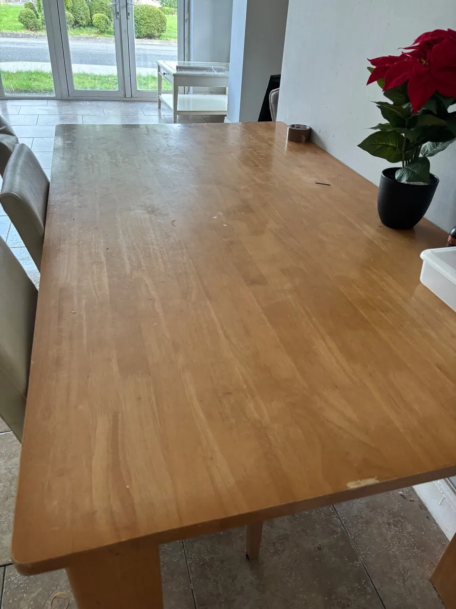 Dining table - Image 2