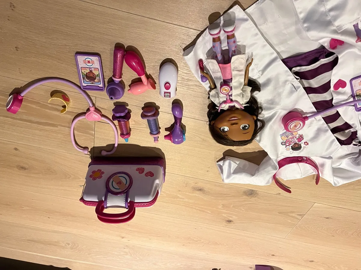 Doc McStuffin toys - Image 4