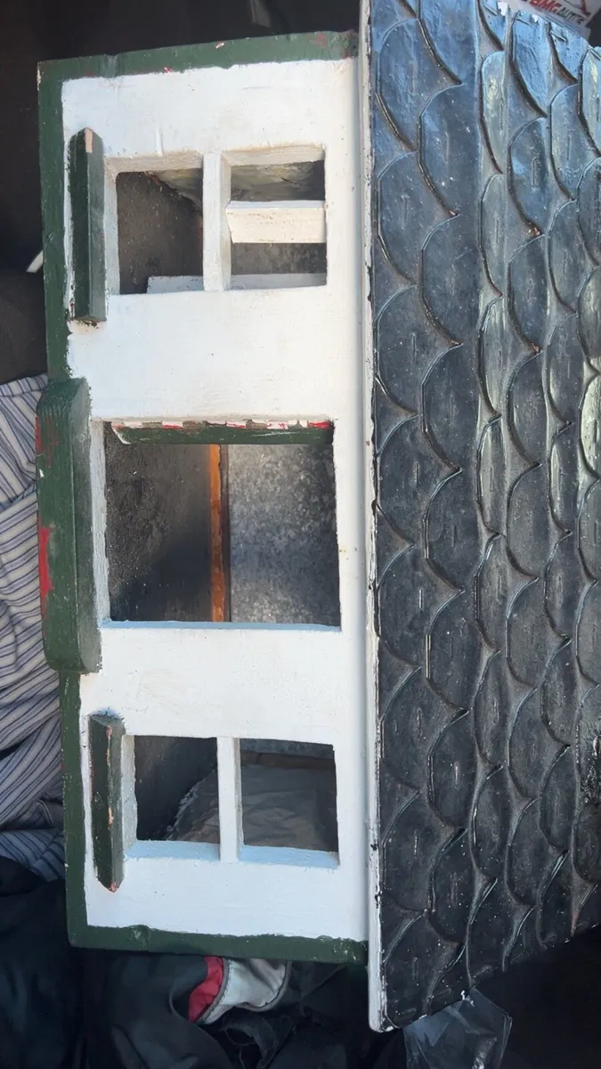 Electric Garden ornament - Image 1