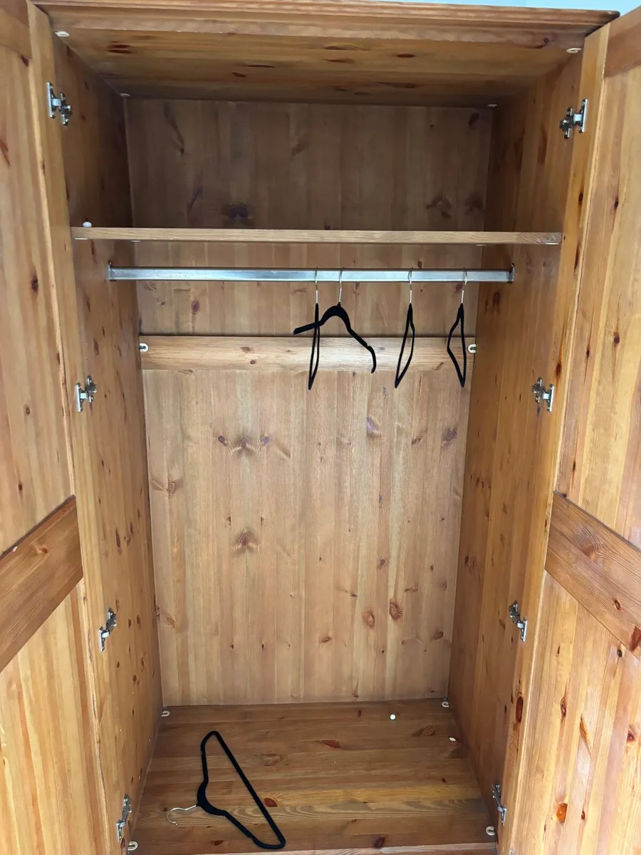 Wardrobe - Image 2