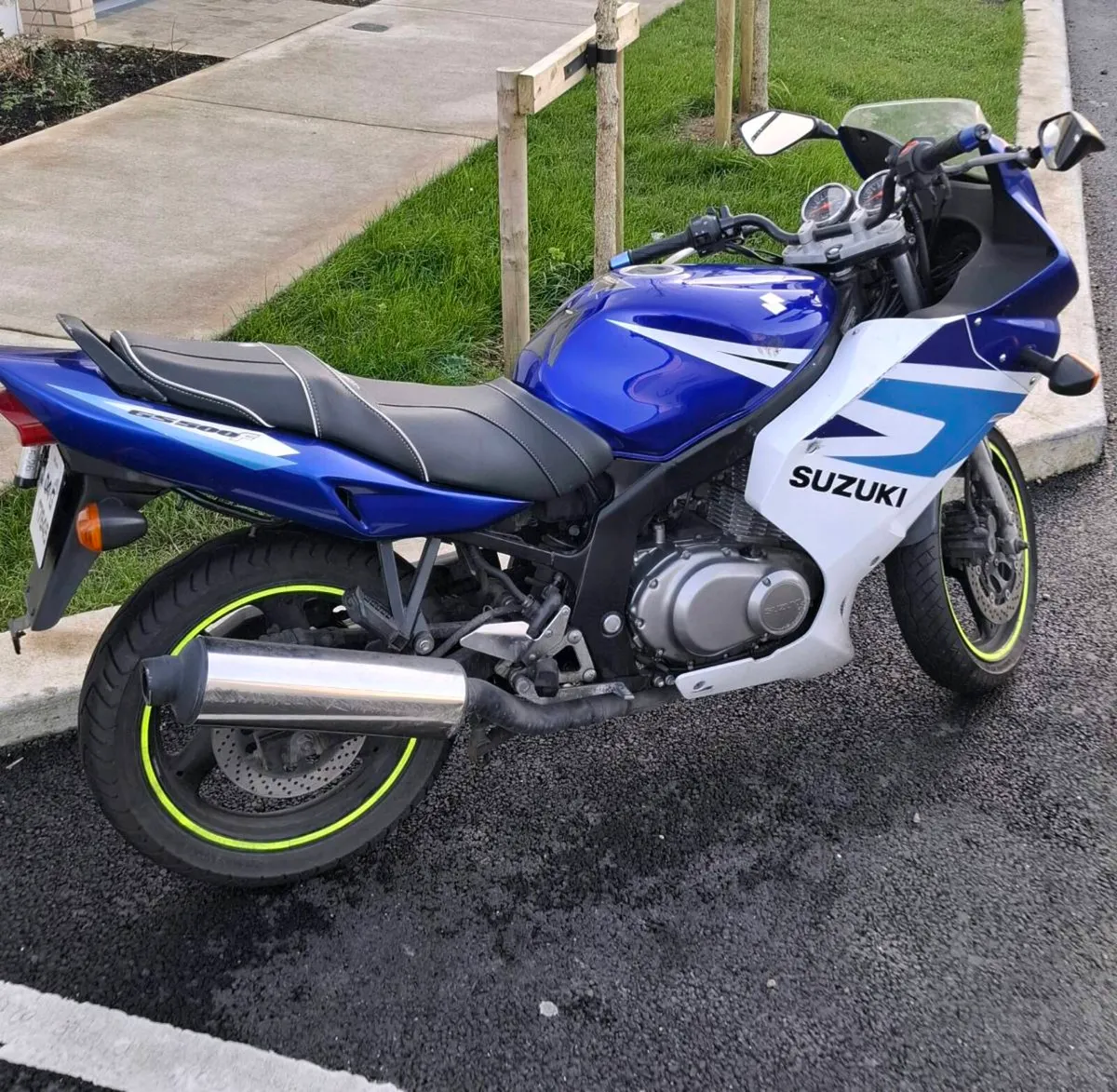 Suzuki GS500F - Image 1